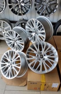 R17-18 New Toyota Camry V70, реплика  Армавир