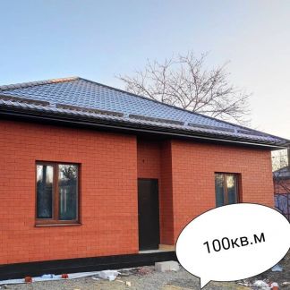Дом 100 на участке 6  Армавир