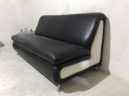 Диван  - купить на сайте объявлений Армавир онлайн