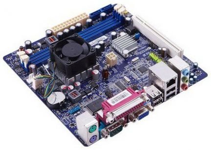 Foxconn D52S +1 GB озу  - купить на сайте объявлений Армавир онлайн