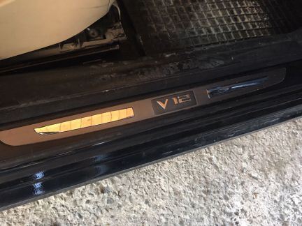 Накладки порогов W12 BMW-e46  - купить на сайте объявлений Армавир онлайн