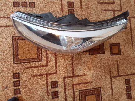 Фара Hyundai Solaris левая оригинал  - купить на сайте объявлений Армавир онлайн