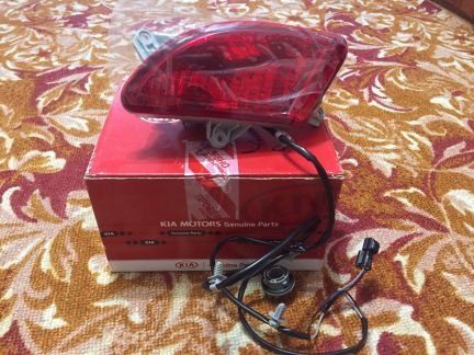 Продам противотуманный фонарь на KIA RIO 924051G80  Армавир