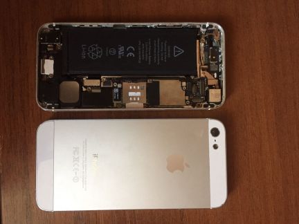 Айфон 5  - купить на сайте объявлений Армавир онлайн