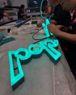 Все виды рекламы.Полиграфия,Брендирование авто  - купить на сайте объявлений Армавир онлайн