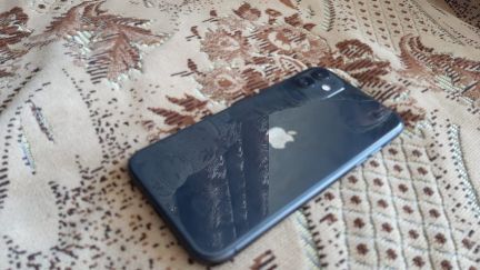 Айфон 11  - купить на сайте объявлений Армавир онлайн