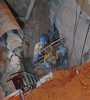 Алмазное бурение (сверление) бетона. Резка бетона  Армавир