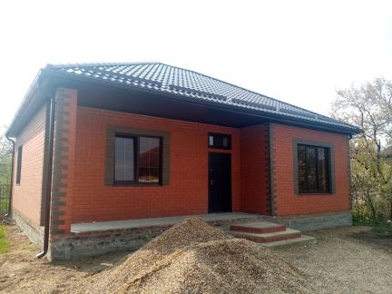 Дом 90 м кв. на участке 5 сот.  - купить на сайте объявлений Армавир онлайн