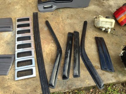 Дефлекторы jeep grand cheroke  - купить на сайте объявлений Армавир онлайн