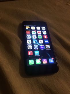 Телефон iPhone 7 32гб  - купить на сайте объявлений Армавир онлайн