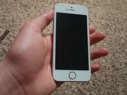 iPhone SE  - купить на сайте объявлений Армавир онлайн