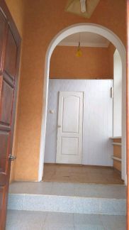 Дом 1500 м кв. на участке 10 сот.  Армавир