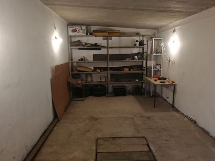 Продам гараж, 24 м кв.  Армавир