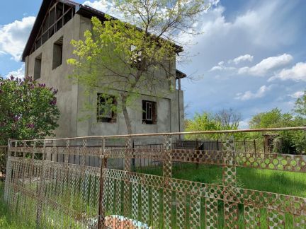 Дом 110 м кв. на участке 5 сот.  - купить на сайте объявлений Армавир онлайн