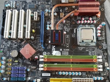 Материнская плата  Армавир