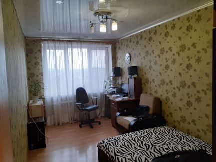 Продам 3х-комнатную квартиру, 60 м кв., 5/5 эт.  Армавир