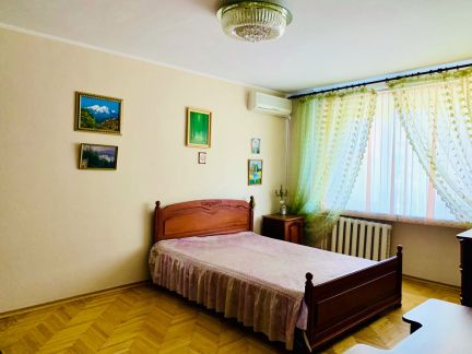 Продаю 2х комнатную квартиру, 70 м кв., 3/9 эт.  - купить на сайте объявлений Армавир онлайн