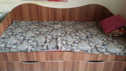 Диван  - купить на сайте объявлений Армавир онлайн