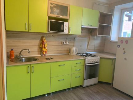 Продаю 2х комнатную квартиру, 45 м кв., 2/2 эт.  - купить на сайте объявлений Армавир онлайн